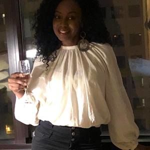 Meet your Posher, Ashley